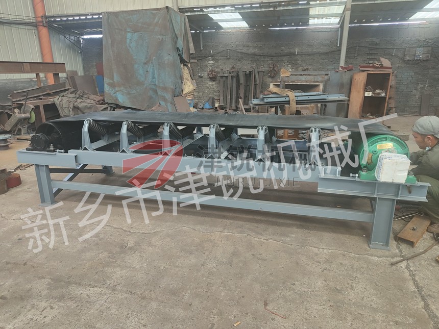 廣西發貨TD75型固定式皮帶機現場實拍-2 廣西發貨TD75型固定式皮帶機現場實拍-2